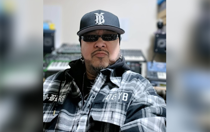 SEEN（YO-BBO/ナビオ前ポッパーズ） 画像